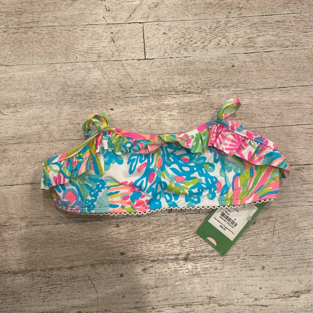 lilly pulitzer Mora Bathing suit top size 8 new with tags.